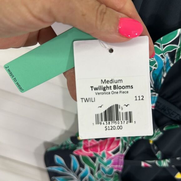 Sunsets Swimsuit Size Medium One Piece Veronica Twilight Blooms NWT - Picture 11 of 15
